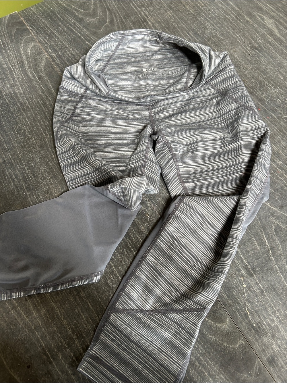 Zella Gray Striped High-Rise Performance Leggings